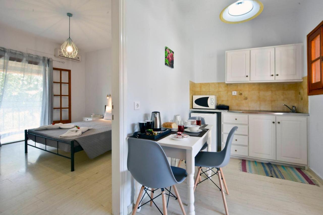 Kalliopi Apartments Roda  Buitenkant foto